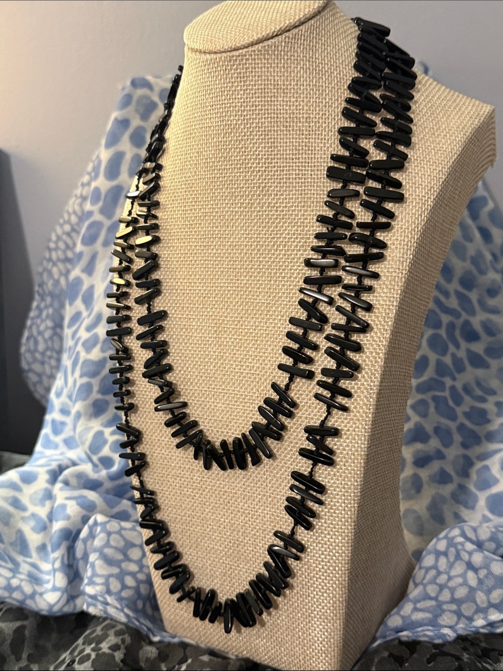 Black Layered Beaded Necklace - Women Jewelry - Picture 3 of 3